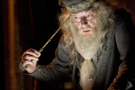Top-10-Most-Memorable-Teachers-from-the-Harry-Potter-series-Albus-Dumbledore-594x395